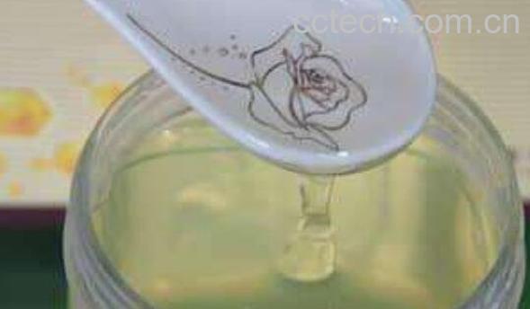 槐花蜂蜜的作用与功效 槐花蜂蜜的食用方法-0