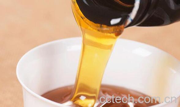 黑蜂蜜与普通蜂蜜的区别 黑蜂蜜的功效与作用-0