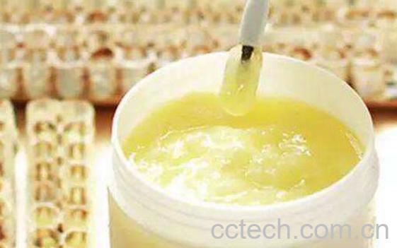 蜂王蜜的功效与作用-1