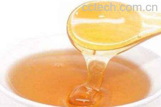 怎样用蜂蜜洗脸 蜂蜜洗脸的好处有哪些-0