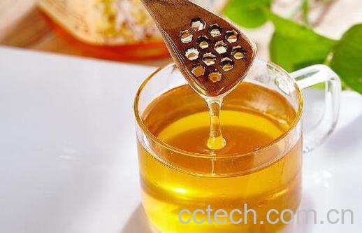 怎么利用白开水鉴别蜂蜜 蜂蜜真假鉴别方法-0