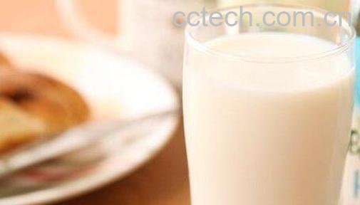 喝低脂牛奶的好处和坏处-0