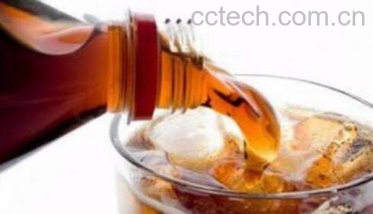 喝碳酸饮料的危害有哪些-1