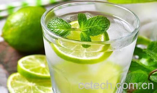 喝苏打水的好处和坏处-0