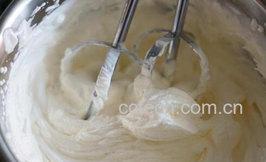 淡奶油怎么做 用纯牛奶自制淡奶油方法教程-1