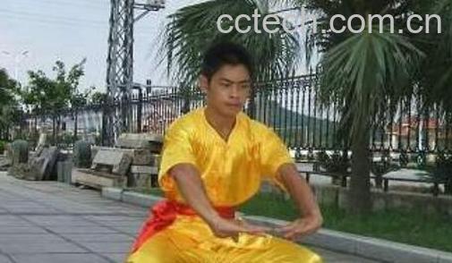 蹲马步的好处和坏处-1