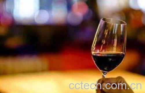 常喝红酒的好处和坏处-0