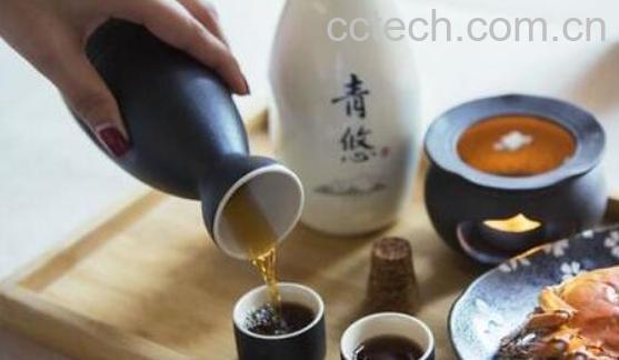 陈年黄酒的功效与作用-1