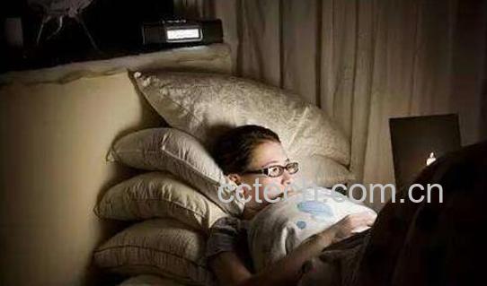 经常熬夜吃什么好-1