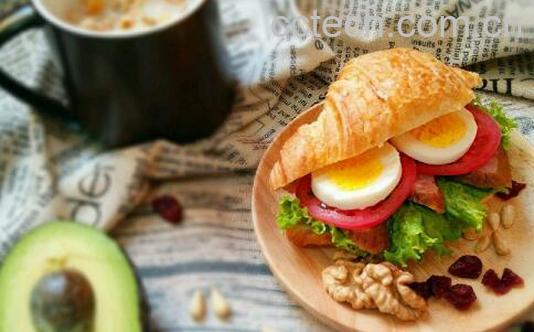 青少年不吃早餐的危害-1