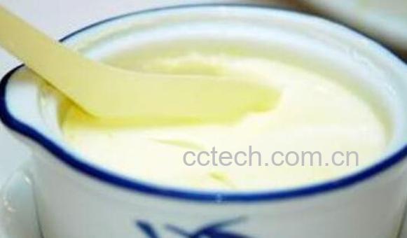 牛初乳的功效与作用 牛初乳的危害和禁忌-0