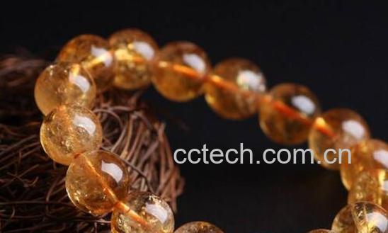 黄水晶的作用和功效与禁忌-0