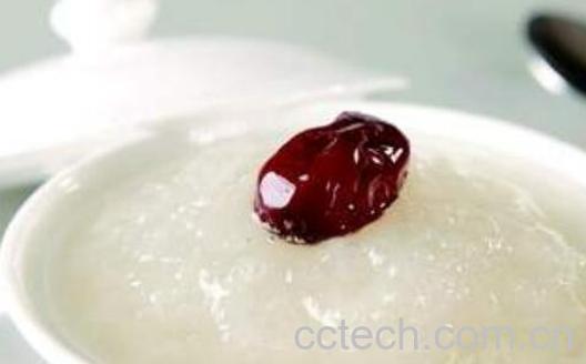 冰糖燕窝的功效与作用 吃冰糖燕窝的好处-1