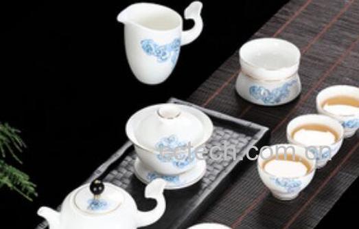 白瓷茶壶壶嘴怎么清洗 白瓷茶壶壶嘴清洗方法-0