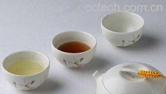 陶瓷茶具的茶垢如何清洗 陶瓷茶具发黄怎么清洗-1