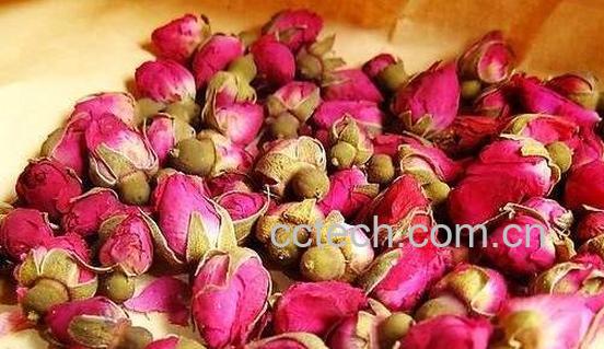 玫瑰水敷脸的功效与作用-0