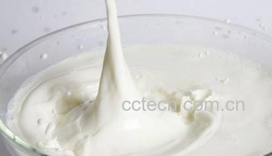 纯牛奶敷脸的功效与作用 牛奶敷脸起什么作用-0