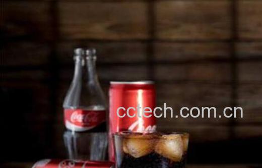 碳酸饮料的危害有哪些 碳酸饮料的好处与坏处-0