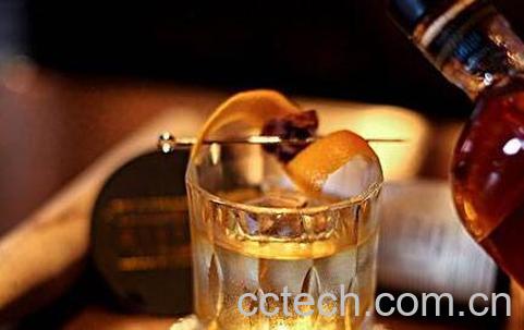 伏特加的好处与坏处 伏特加有什么好处-0