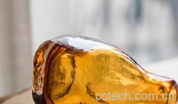 琥珀精油的功效与作用-0