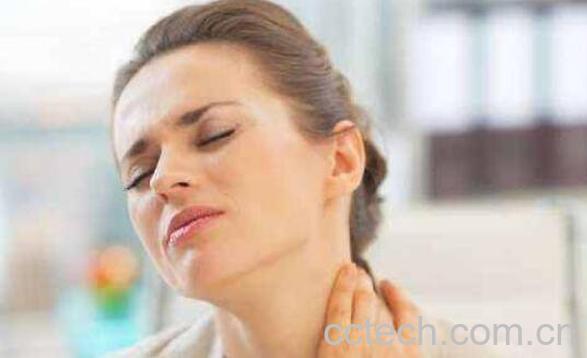 落枕怎么办 脖子落枕最快恢复办法-0