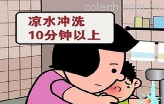 烫伤后怎么处理 烫伤后起水泡怎么处理-0