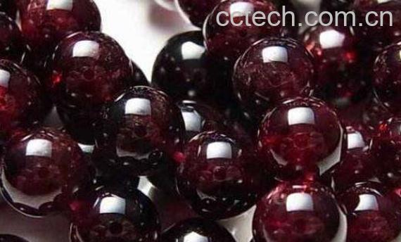 石榴石的功效与作用 佩戴石榴石的禁忌-0