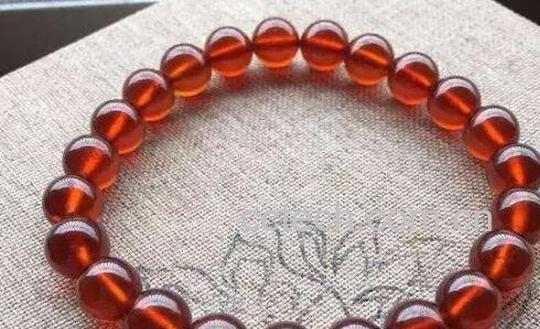 巴西石榴石的功效与作用-0