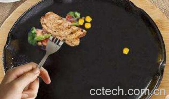 吃西餐刀叉怎么拿 吃西餐的礼仪-0