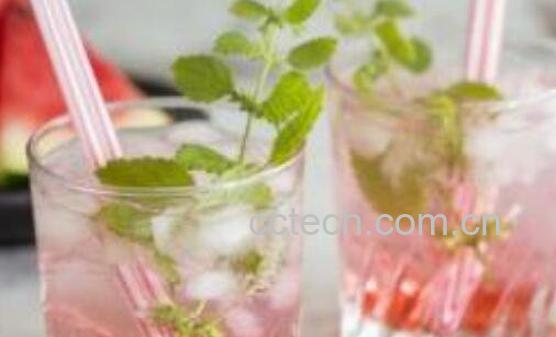 喝气泡水的好处和坏处-0