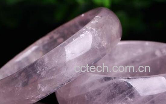 天然水晶的功效 女生佩戴水晶的禁忌-0