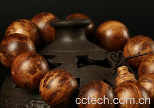 崖柏手串真假识别方法-0