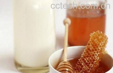 牛奶蜂蜜面膜怎么做 牛奶蜂蜜面膜的做法教程-1
