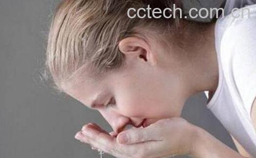 白糖洗脸好事么 白糖洗脸的好处和坏处-1