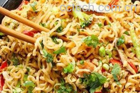 泡面吃多了有什么危害 吃泡面对女生的危害-0