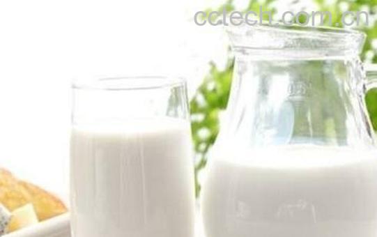 全脂牛奶和脱脂牛奶的区别 脱脂牛奶的功效-0