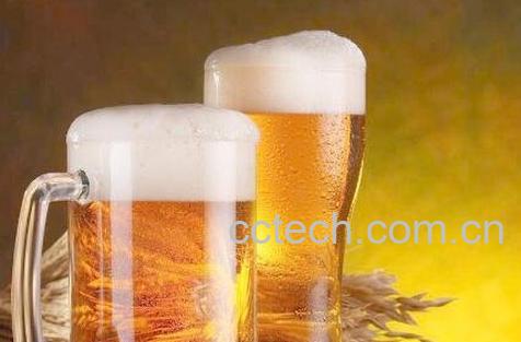 喝啤酒好吗 喝啤酒的好处与坏处-1