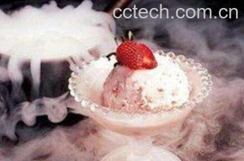液氮冰淇淋怎么吃-0