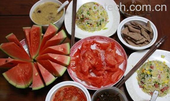 果蔬百科晚餐吃什么好 怎样吃晚餐最健康-0