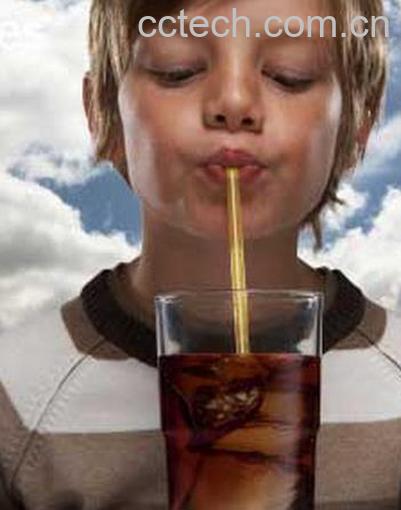 果蔬百科男人喝汽水的坏处 经常喝汽水的坏处-0