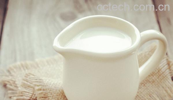 果蔬百科晚上喝牛奶的坏处-0