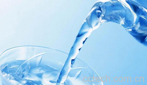 果蔬百科长期喝纯净水的危害-0