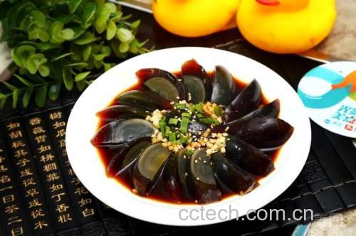 凉拌皮蛋放姜还是蒜？为什么要放姜汁？