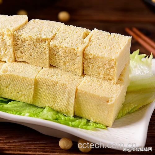 冻豆腐功效与作用原料介绍营养分析适宜人群食用指导