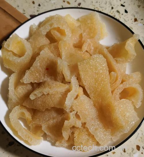 猪肉皮功效与作用原料介绍营养分析适宜人群食用指导食疗作用食材文化