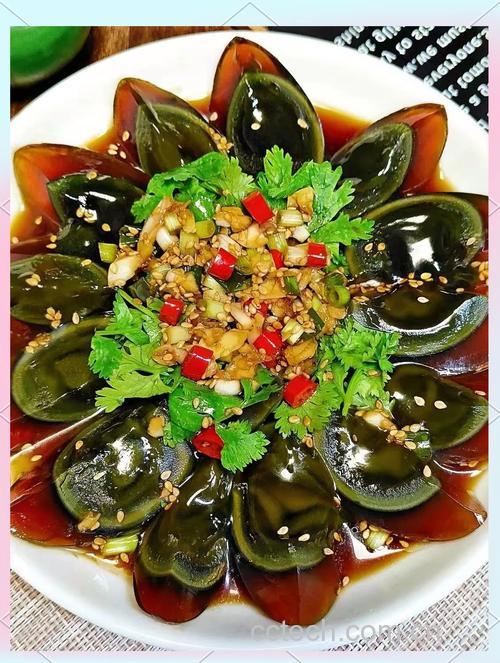 松花蛋（鸭蛋）功效与作用原料介绍营养分析食用指导食材文化