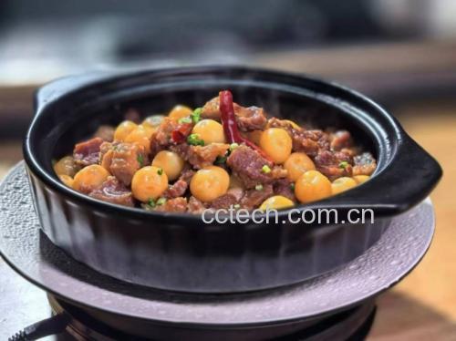 牛肉炖番茄土豆制作过程