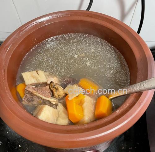 河蚌煲黑豆炖煮过程图