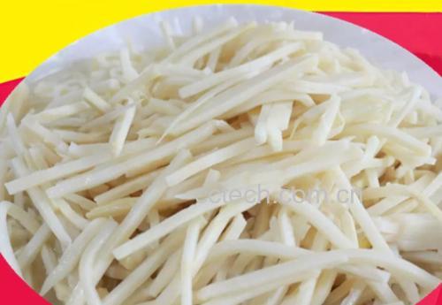毛竹笋切片后用于炒菜的烹饪场景 毛竹笋烹饪图