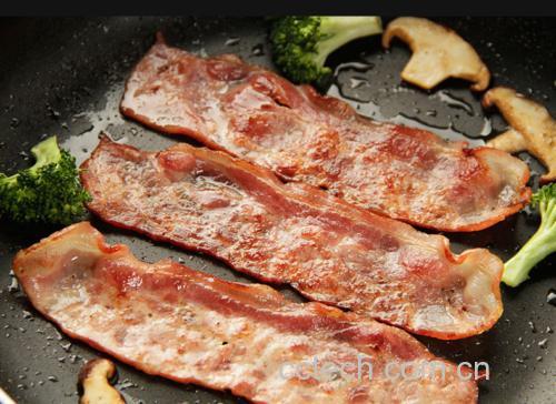 木瓜煲鲫鱼烹饪过程图